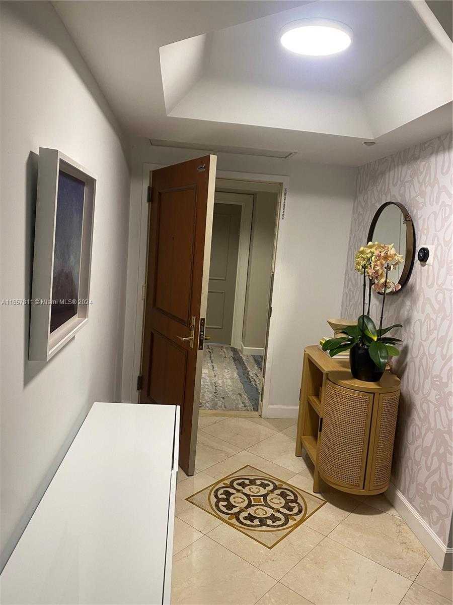 Small Image of 7000 ISLAND BLVD #403, Aventura Number 14
