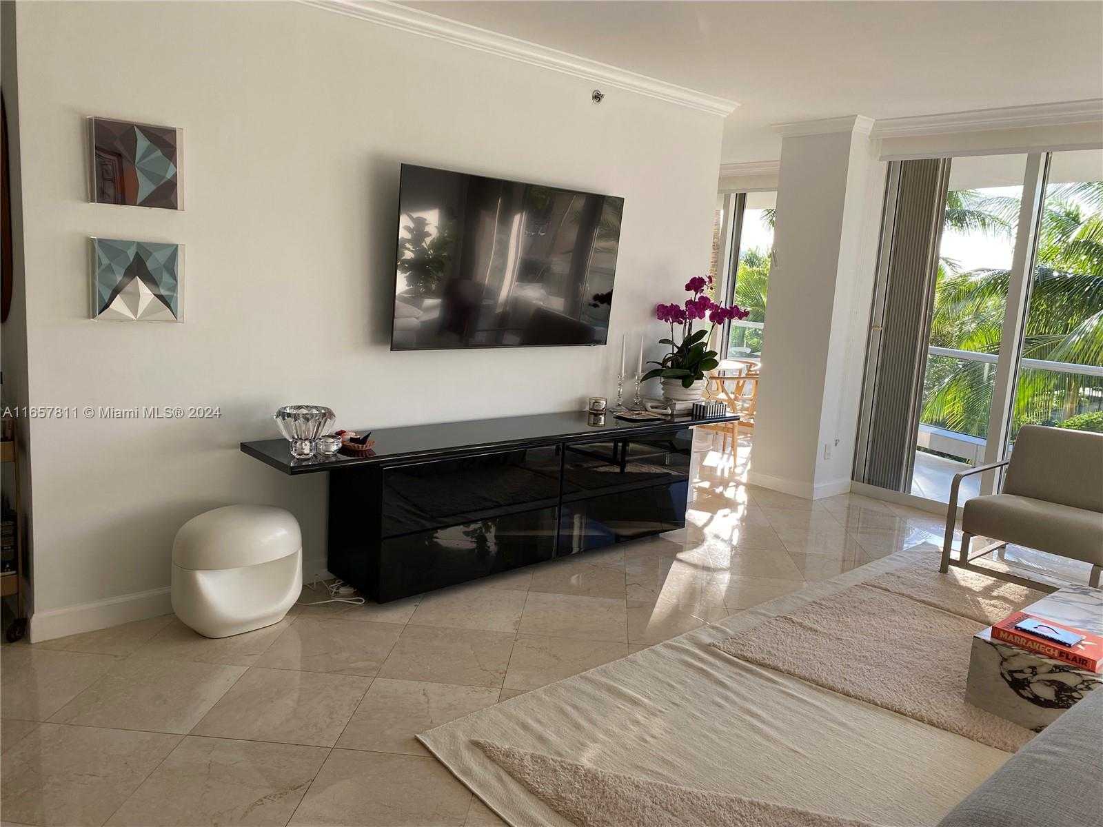 Small Image of 7000 ISLAND BLVD #403, Aventura Number 2