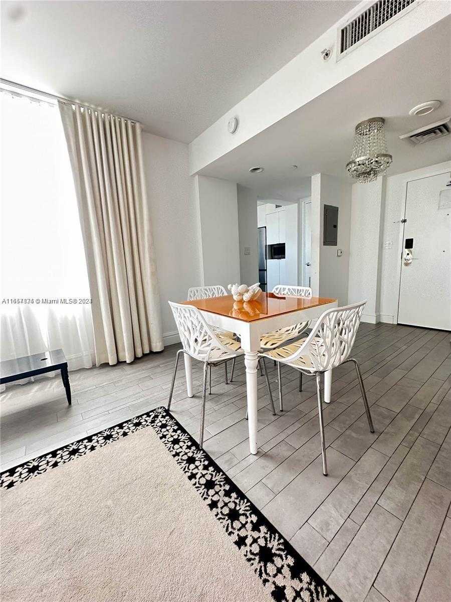 Small Image of 1100 WEST AVE #1402, Miami Beach Number 4