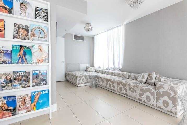 Small Image of 1100 WEST AVE #1402, Miami Beach Number 41