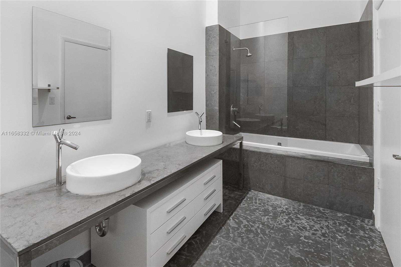Small Image of 495 BRICKELL AVE #2207, Miami Number 19