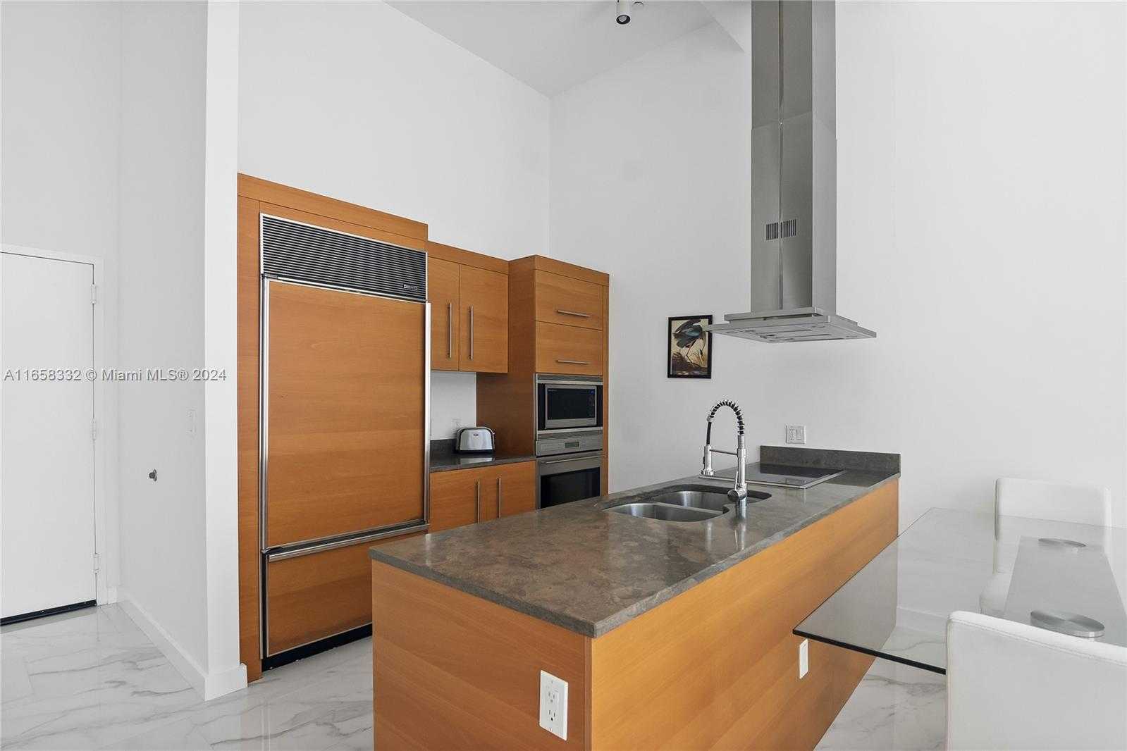 Small Image of 495 BRICKELL AVE #2207, Miami Number 3