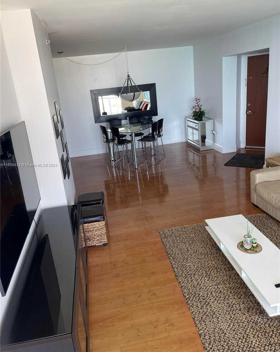 Small Image of 6365 COLLINS AVE #4209, Miami Beach Number 10