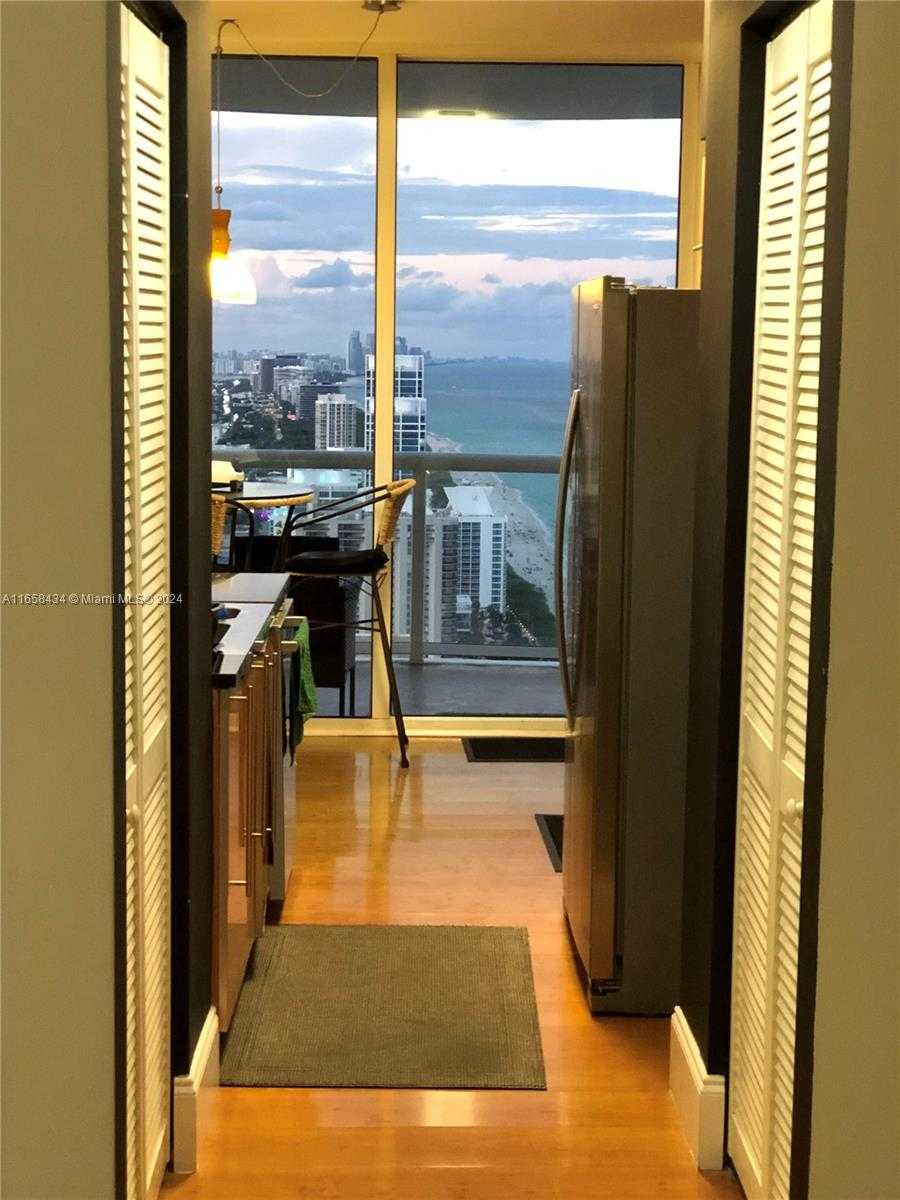 Small Image of 6365 COLLINS AVE #4209, Miami Beach Number 23