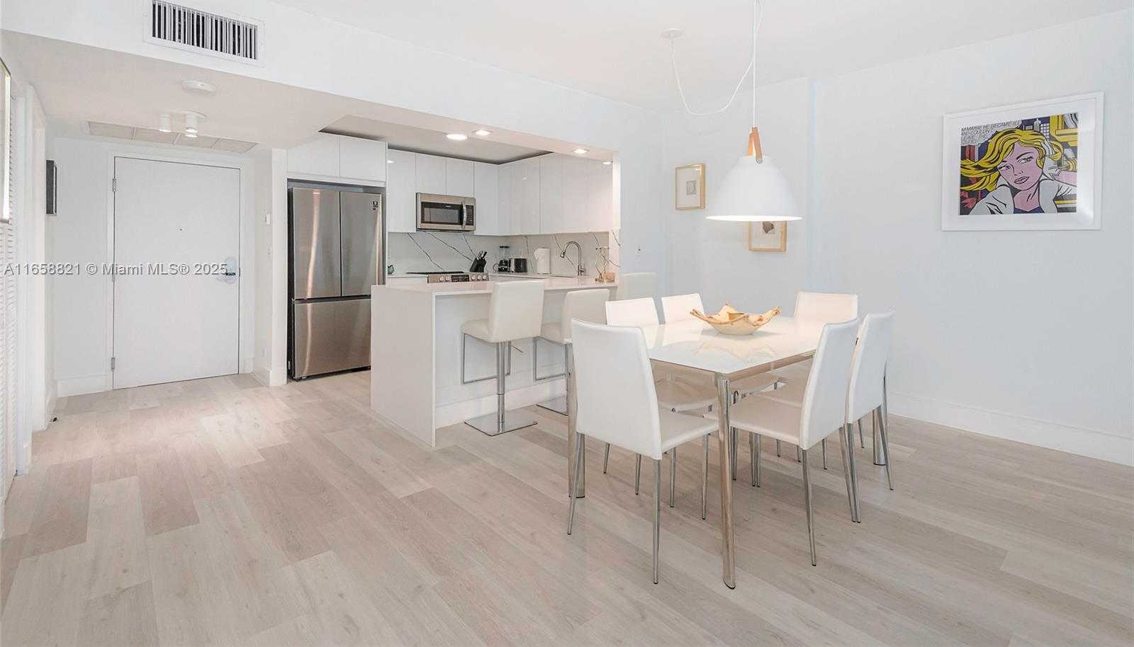 Small Image of 2301 COLLINS AVE #1505, Miami Beach Number 11