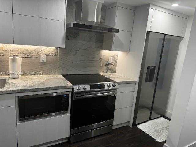 Small Image of 5401 COLLINS AVE #344, Miami Beach Number 26