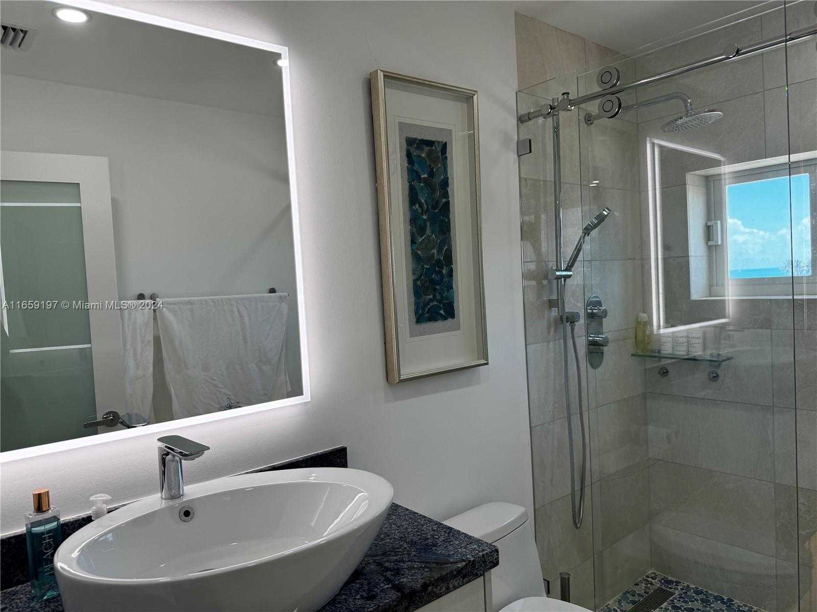 Small Image of 5401 COLLINS AVE #344, Miami Beach Number 38