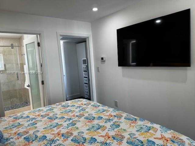 Small Image of 5401 COLLINS AVE #344, Miami Beach Number 40
