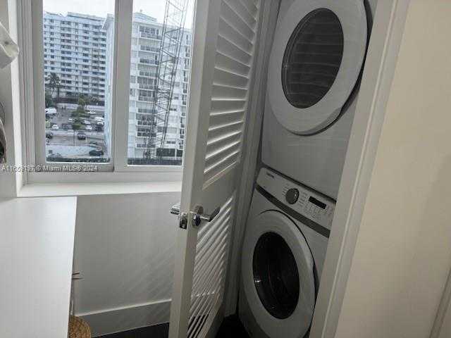 Small Image of 5401 COLLINS AVE #344, Miami Beach Number 51