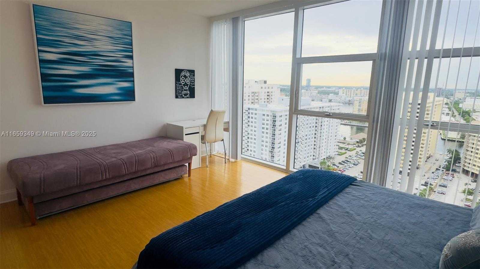 Small Image of 1830 SOUTH OCEAN DR #2107, Hallandale Beach Number 12