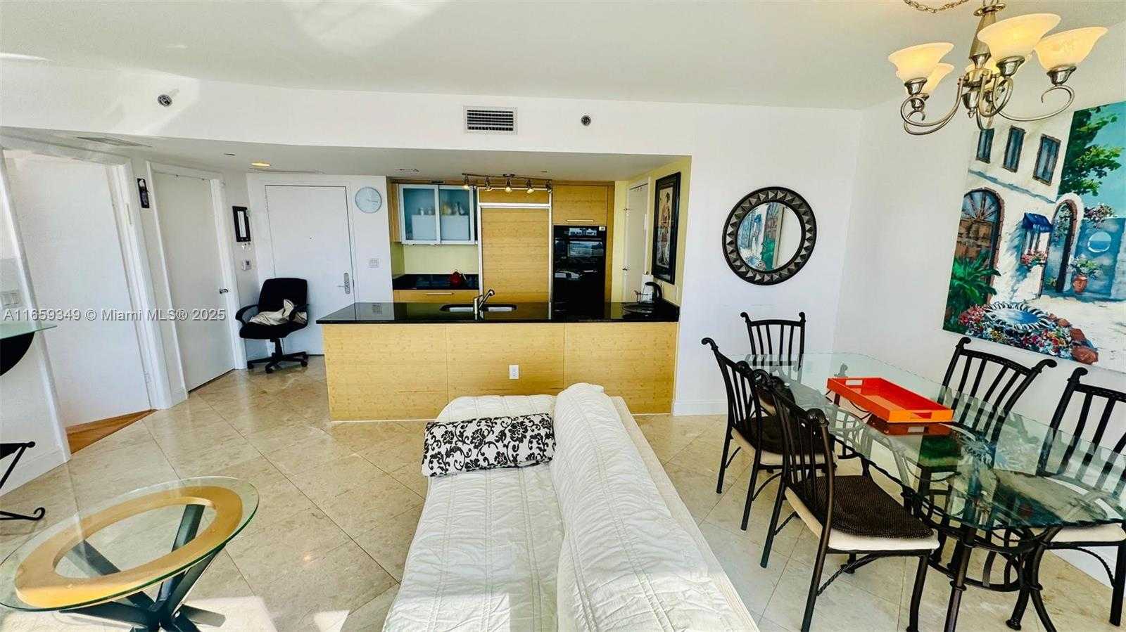Small Image of 1830 SOUTH OCEAN DR #2107, Hallandale Beach Number 6