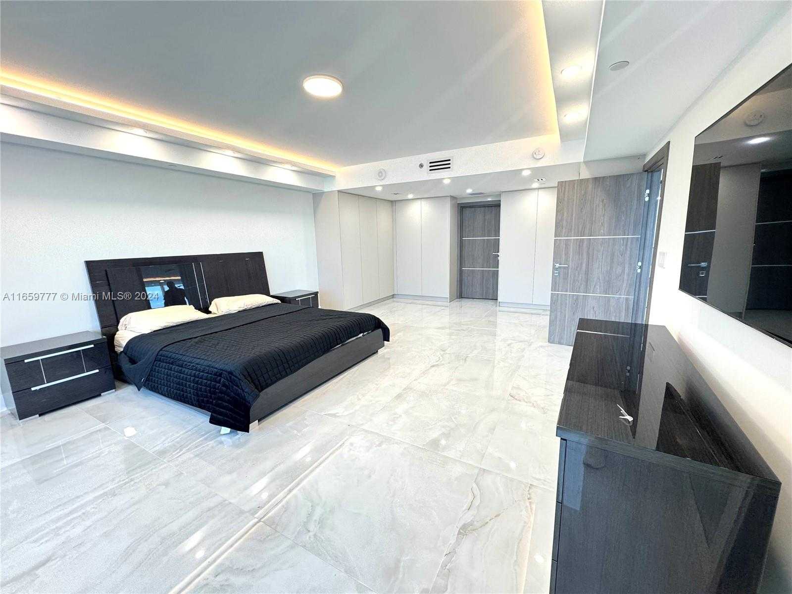 Small Image of 1830 SOUTH OCEAN DR #1002, Hallandale Beach Number 10
