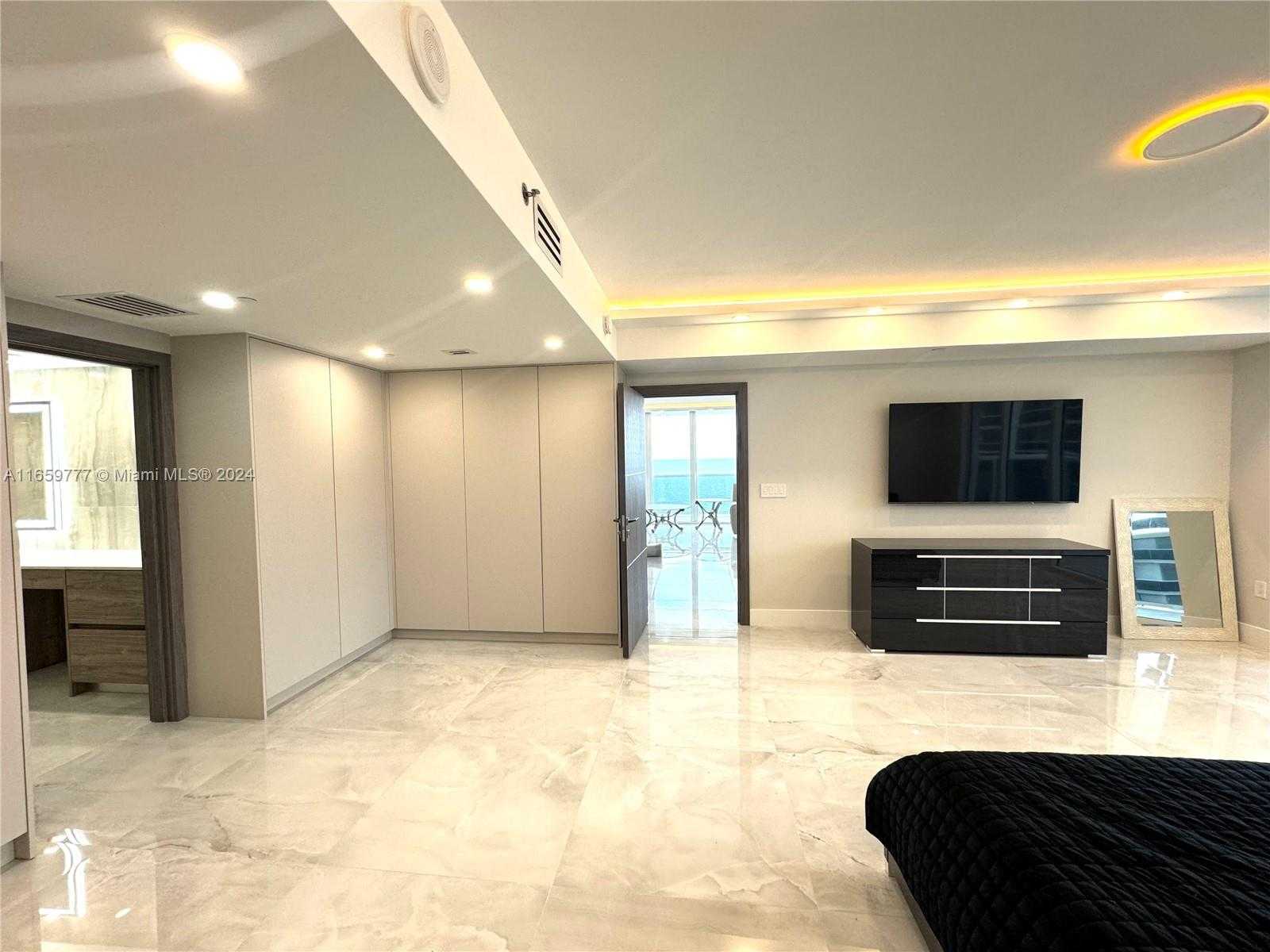 Small Image of 1830 SOUTH OCEAN DR #1002, Hallandale Beach Number 12