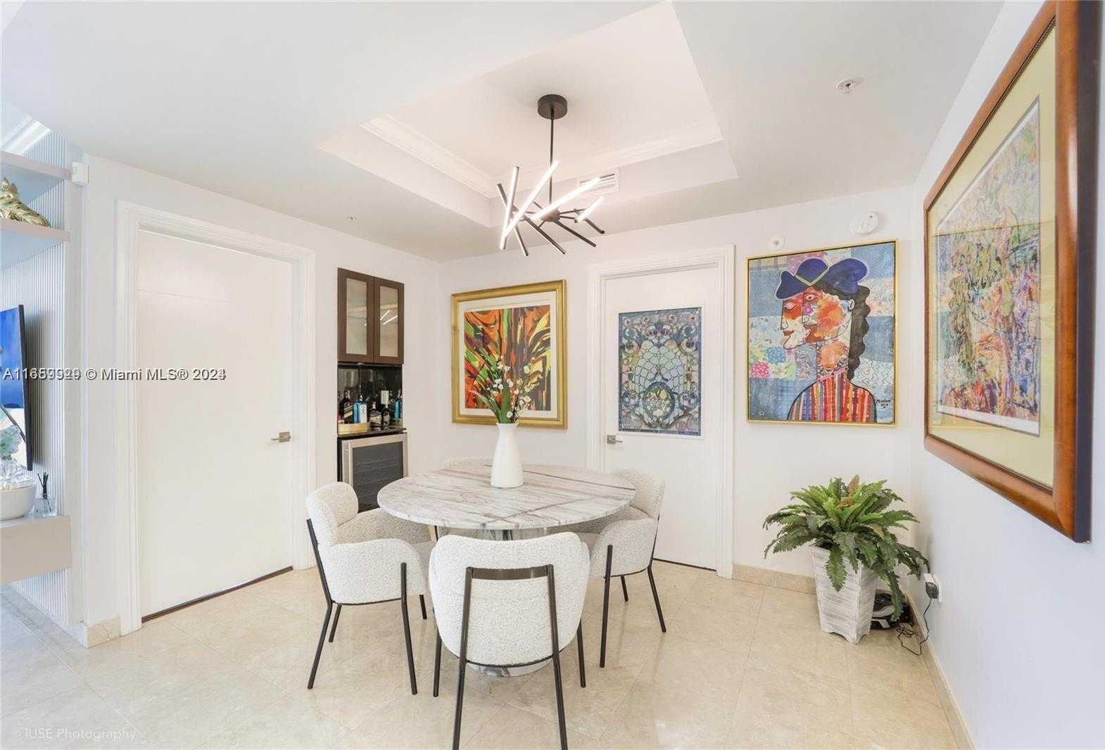 Small Image of 801 BRICKELL KEY BLVD #3204, Miami Number 2