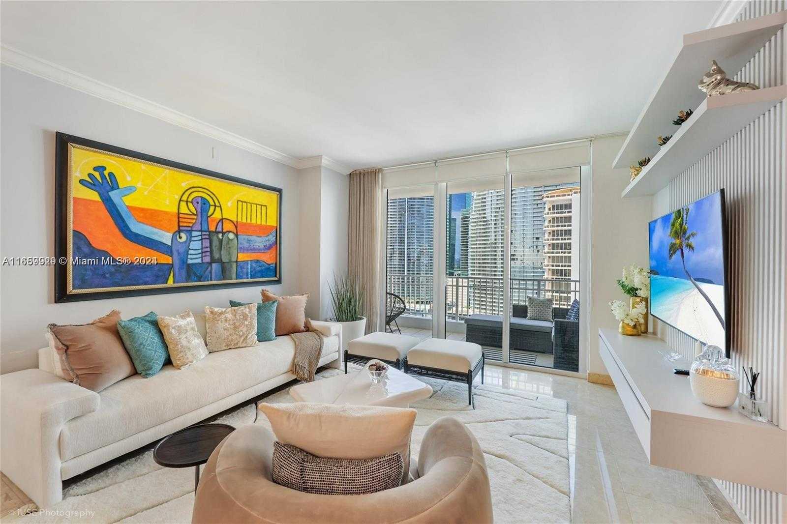 Small Image of 801 BRICKELL KEY BLVD #3204, Miami Number 3