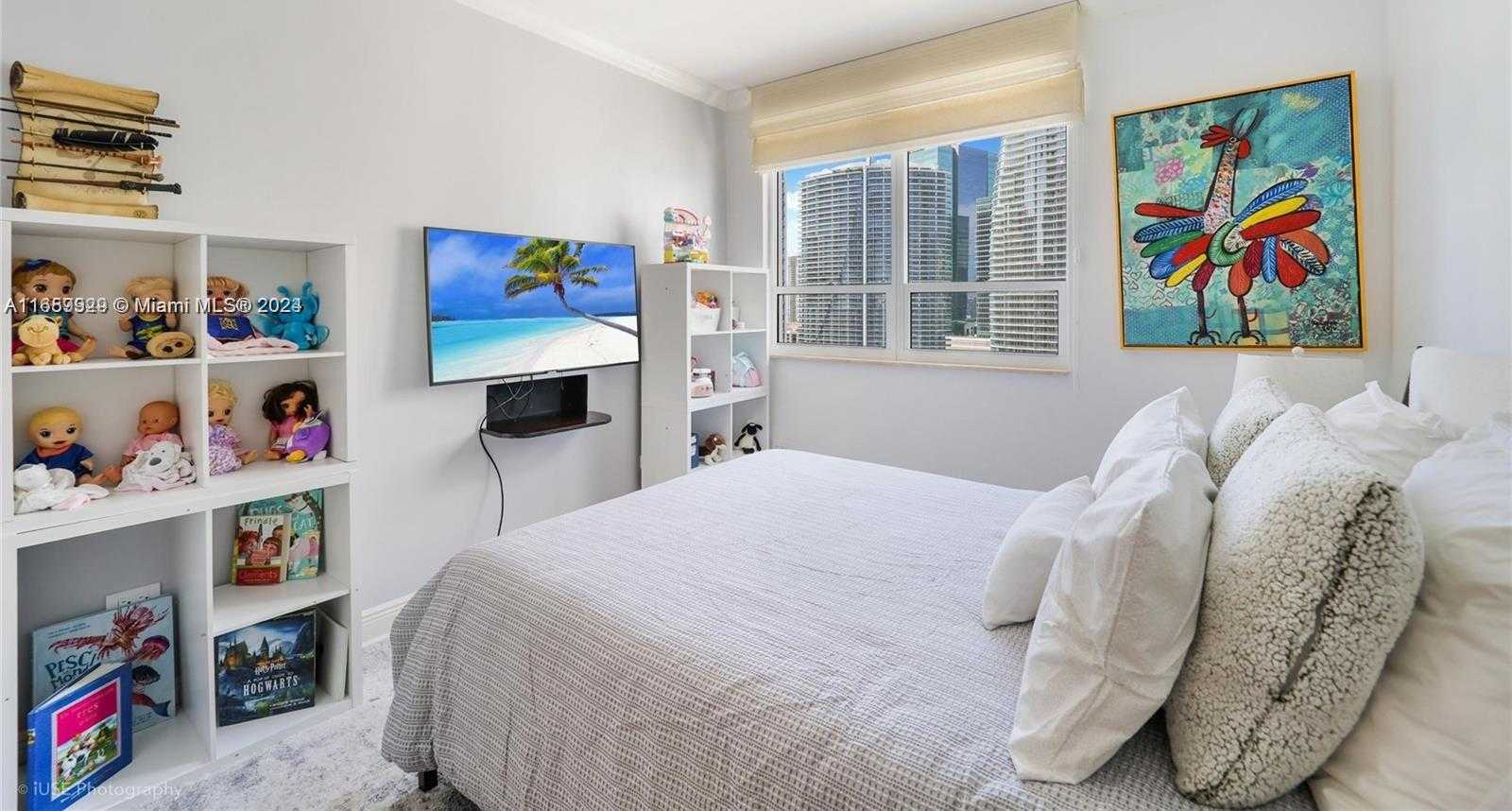 Small Image of 801 BRICKELL KEY BLVD #3204, Miami Number 6