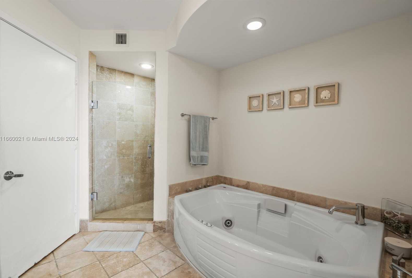 Small Image of 18201 COLLINS AVE #1205, Sunny Isles Beach Number 20