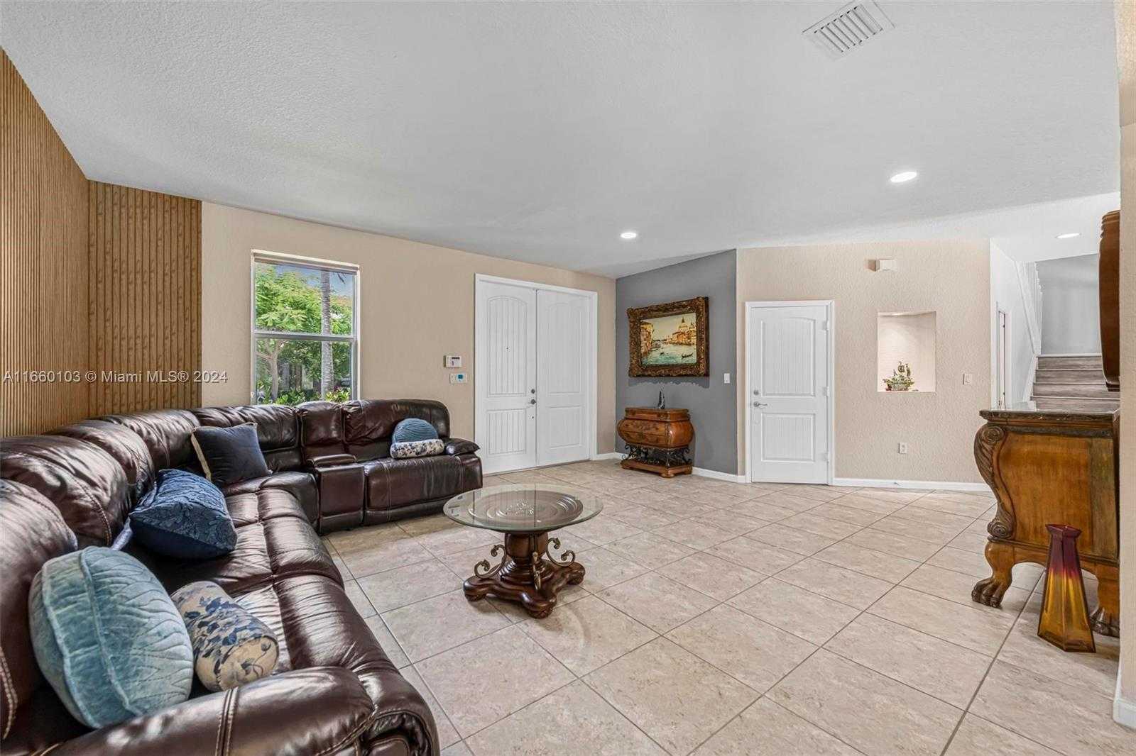 Small Image of 28323 SW 129th Ct, Homestead, FL 33033, USA Number 10