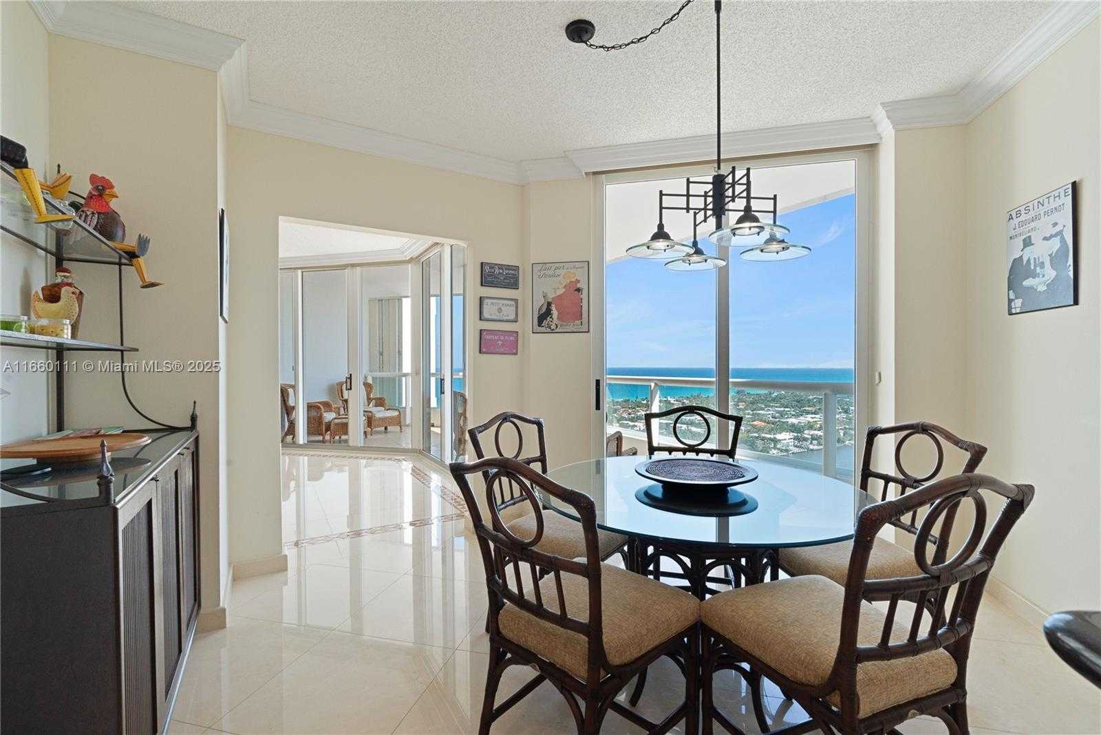 Small Image of 21050 POINT PL #2702, Aventura Number 6