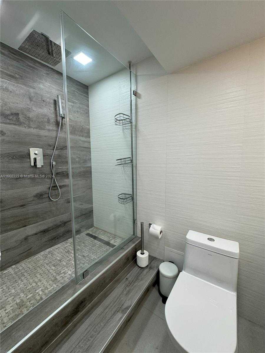 Small Image of 9500 WEST BAY HARBOR DR #6B, Bay Harbor Islands Number 40