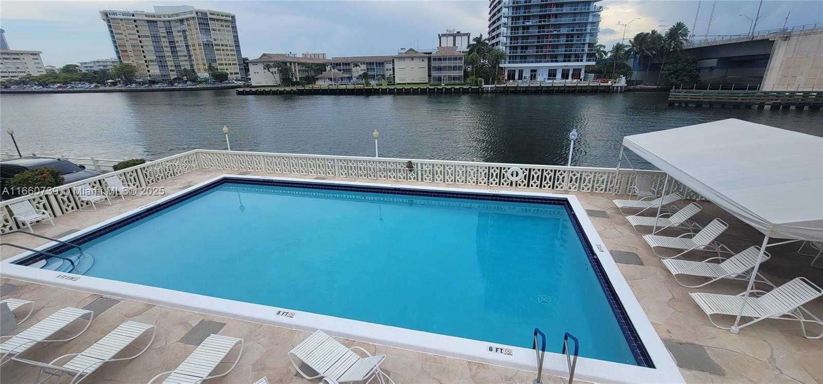 Small Image of 1825 S Ocean Dr, Hallandale Beach, FL 33009, USA Number 17