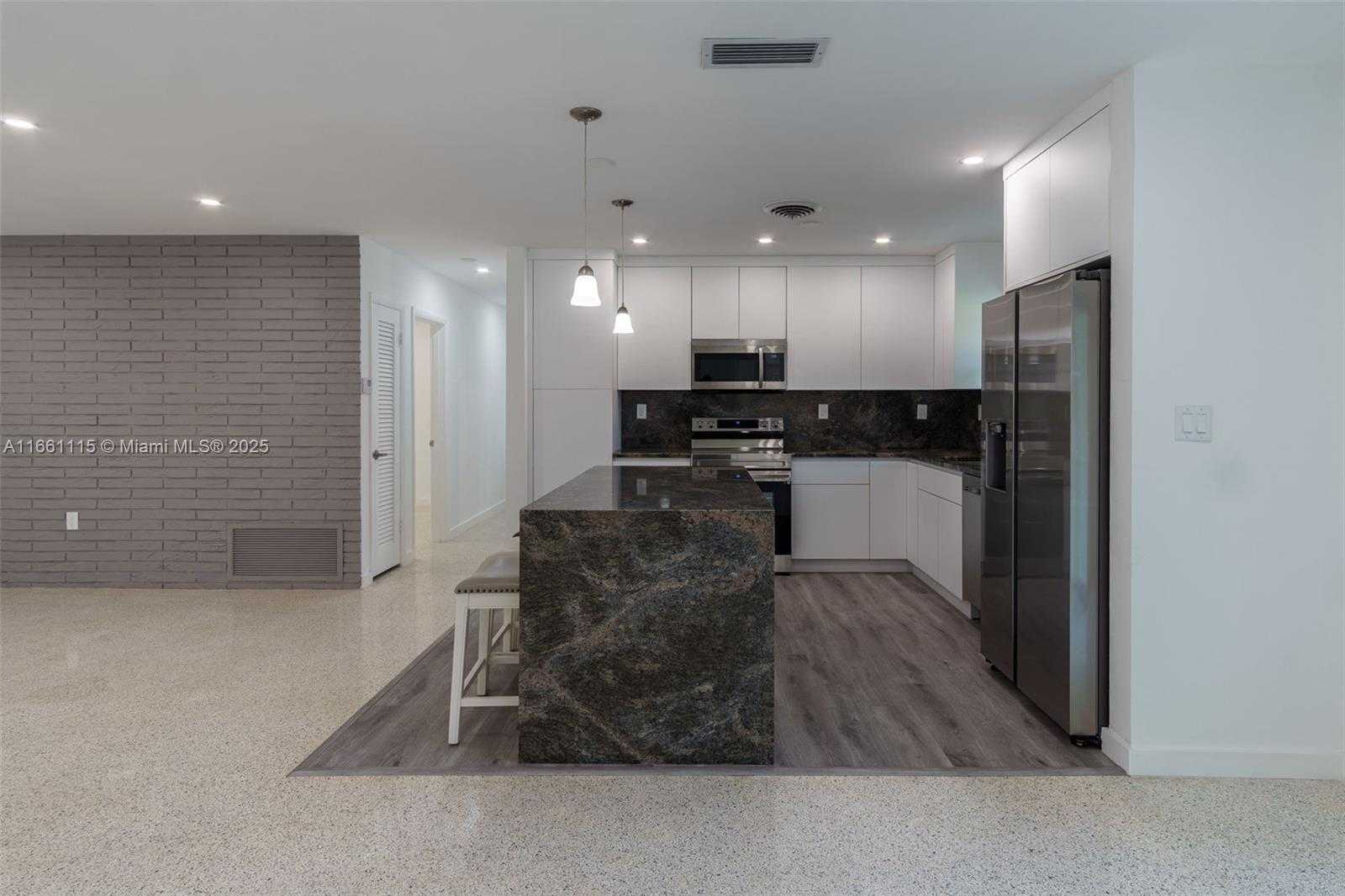 Small Image of 904 NORTH EAST 96TH ST, Miami Shores Number 6