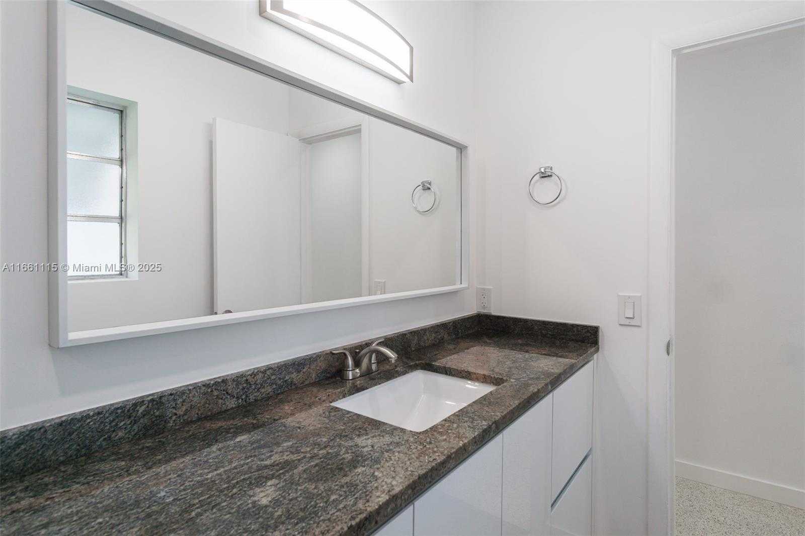 Small Image of 904 NORTH EAST 96TH ST, Miami Shores Number 8