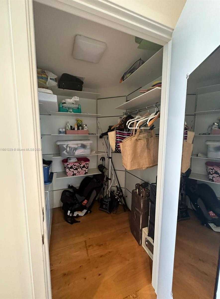 Small Image of 18201 COLLINS AVE #1006, Sunny Isles Beach Number 28