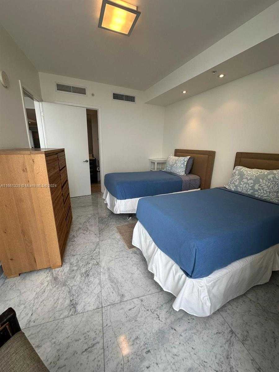 Small Image of 18201 COLLINS AVE #1006, Sunny Isles Beach Number 37