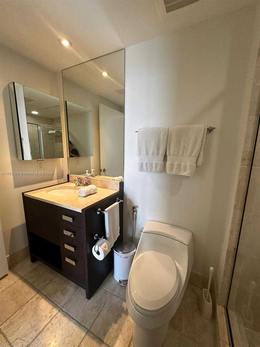 Small Image of 18201 COLLINS AVE #1006, Sunny Isles Beach Number 39