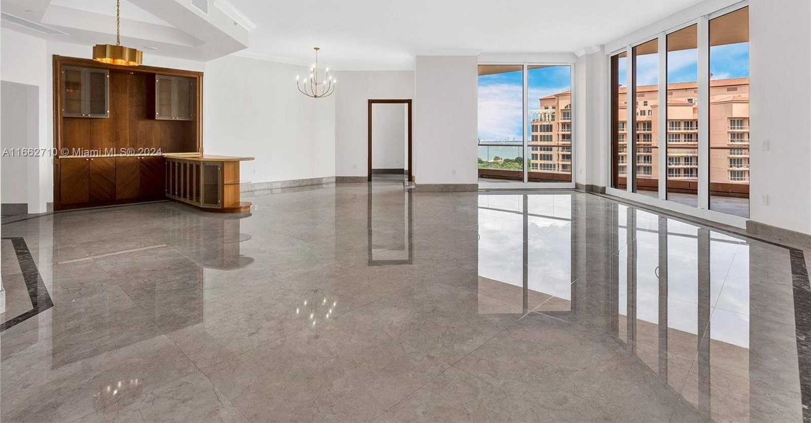 Small Image of 60 EDGEWATER DR #PH2D, Coral Gables Number 13