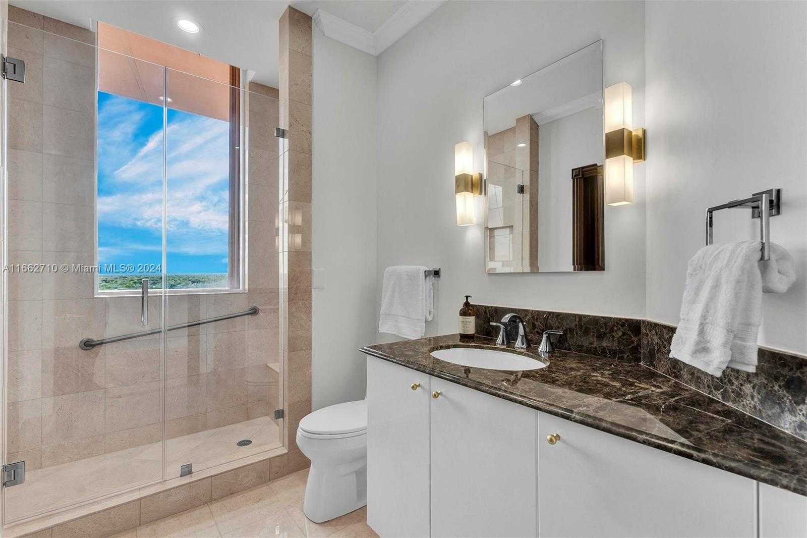 Small Image of 60 EDGEWATER DR #PH2D, Coral Gables Number 26