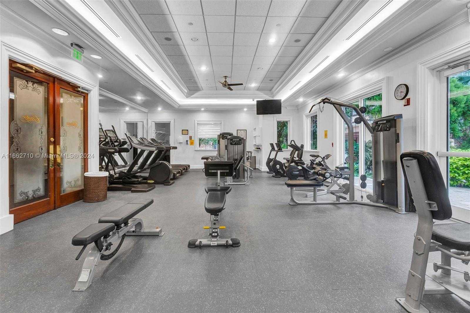 Small Image of 60 EDGEWATER DR #PH2D, Coral Gables Number 48