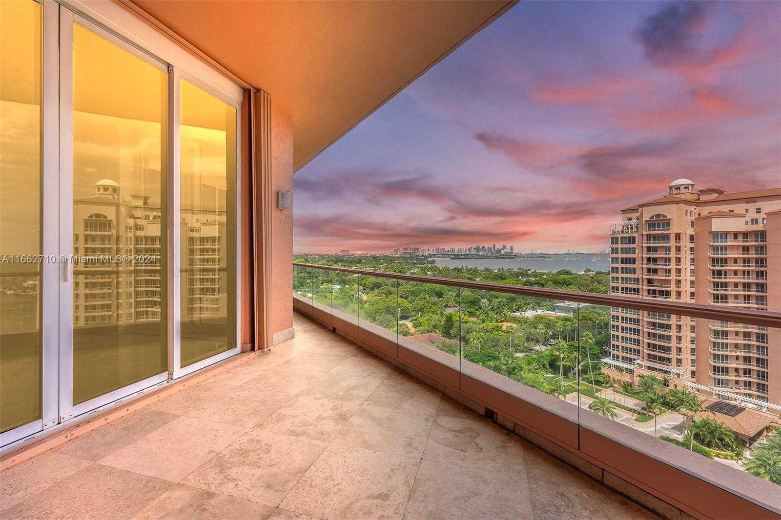 Small Image of 60 EDGEWATER DR #PH2D, Coral Gables Number 8