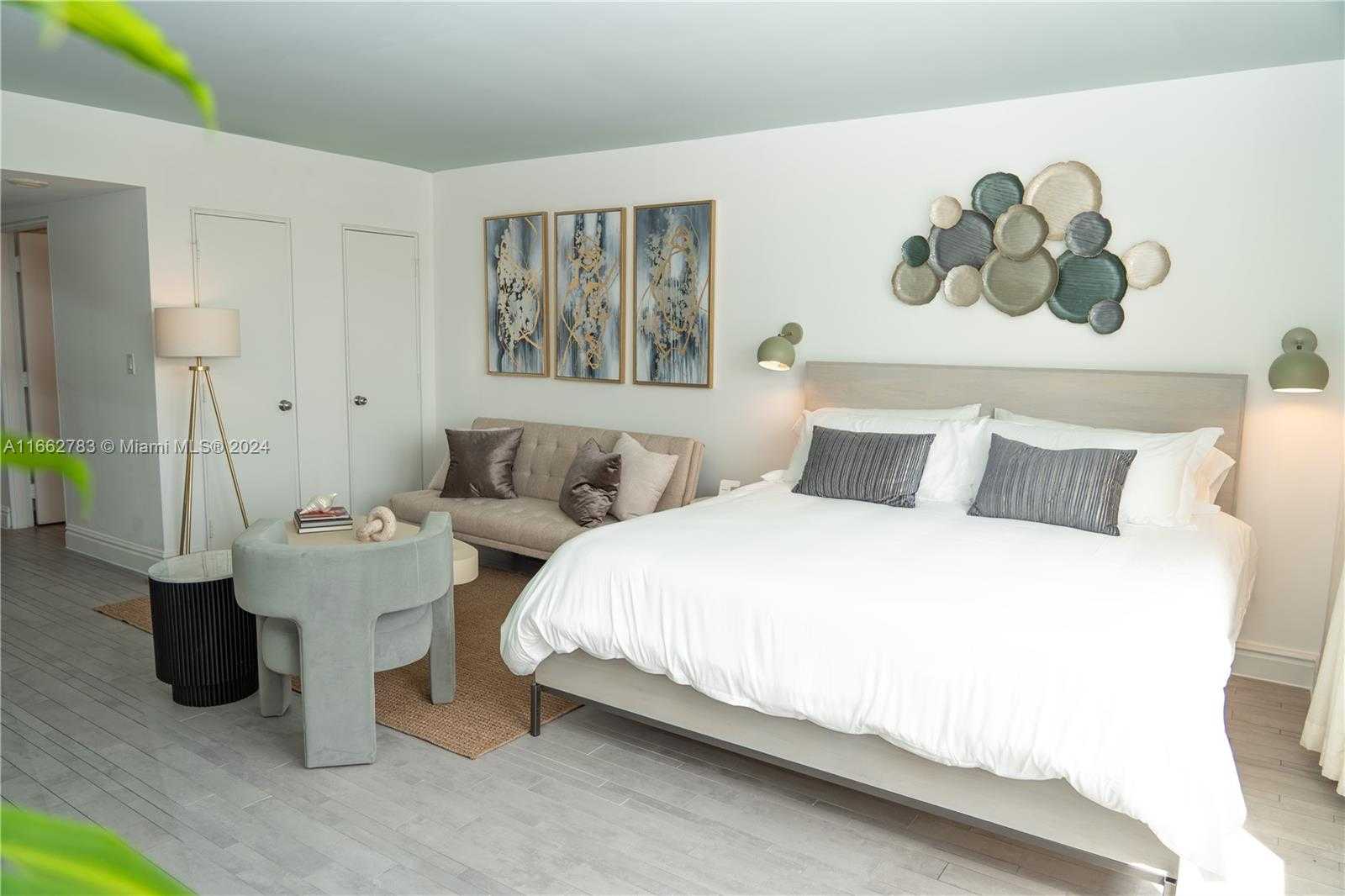 Small Image of 1100 WEST AVE #415, Miami Beach Number 3