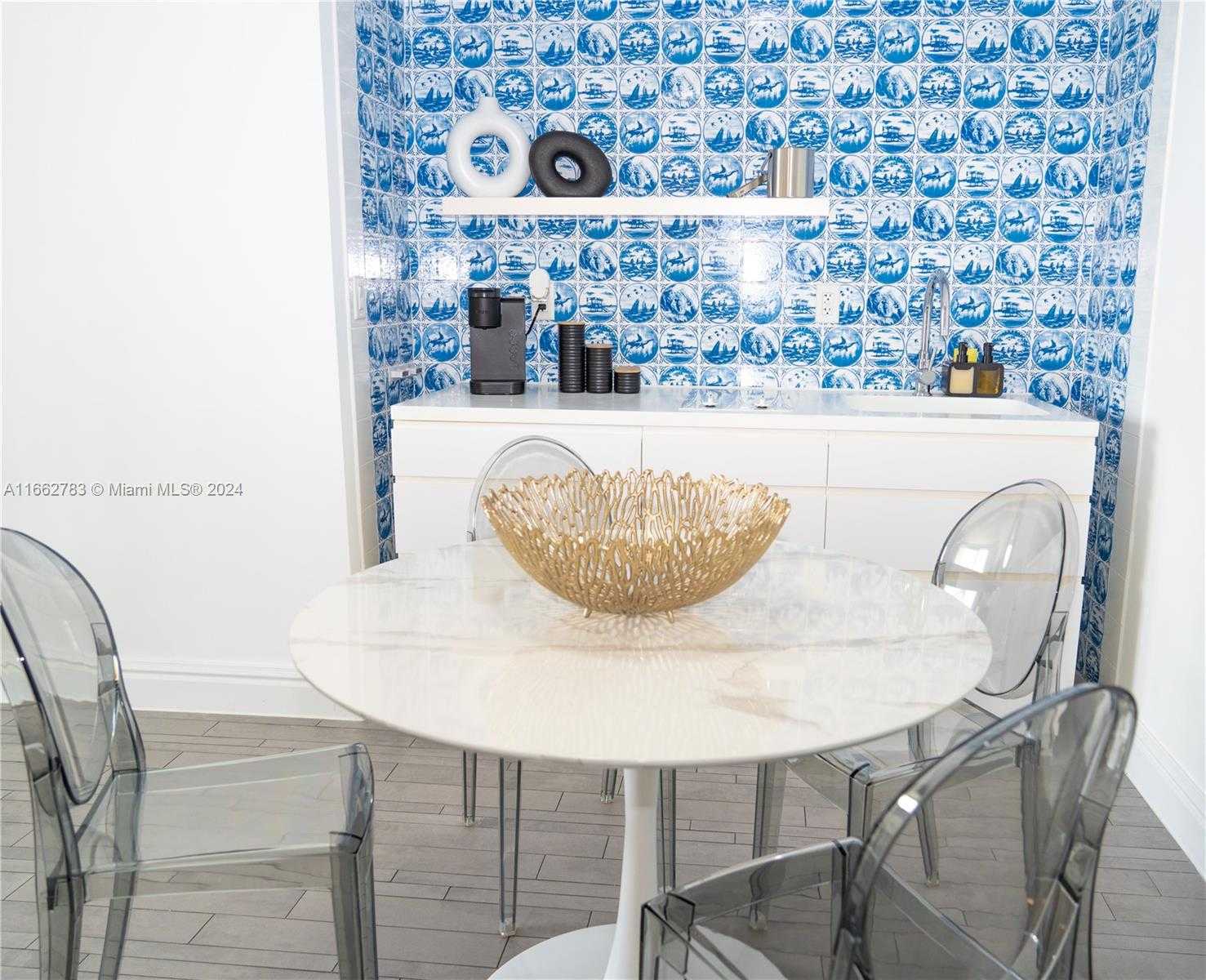 Small Image of 1100 WEST AVE #415, Miami Beach Number 5