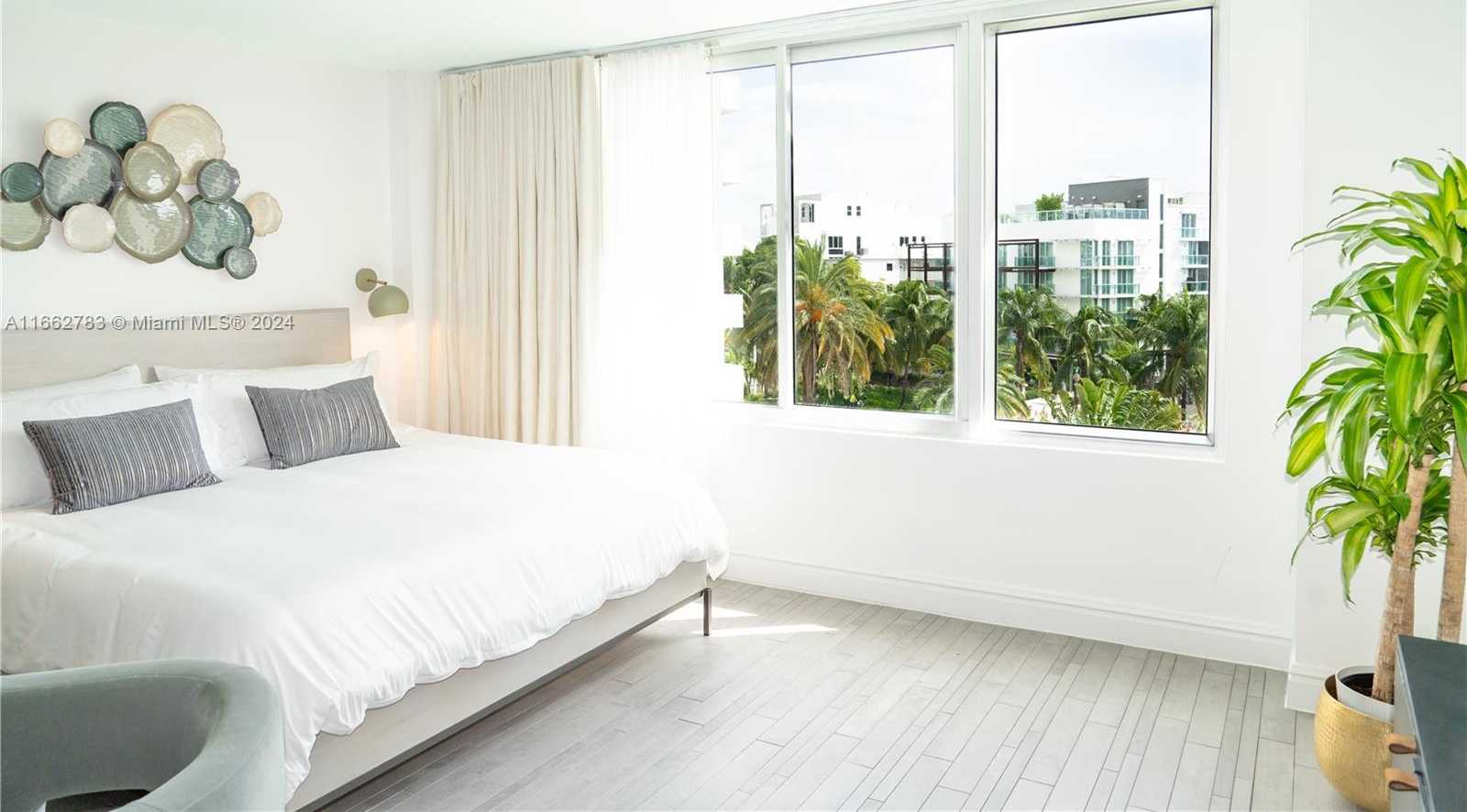 Small Image of 1100 WEST AVE #415, Miami Beach Number 7