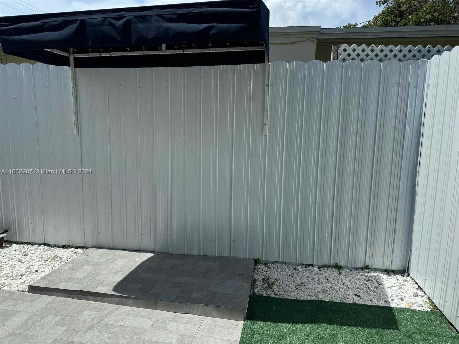 Small Image of 920 SOUTH WEST 4TH AVE, Miami Number 4