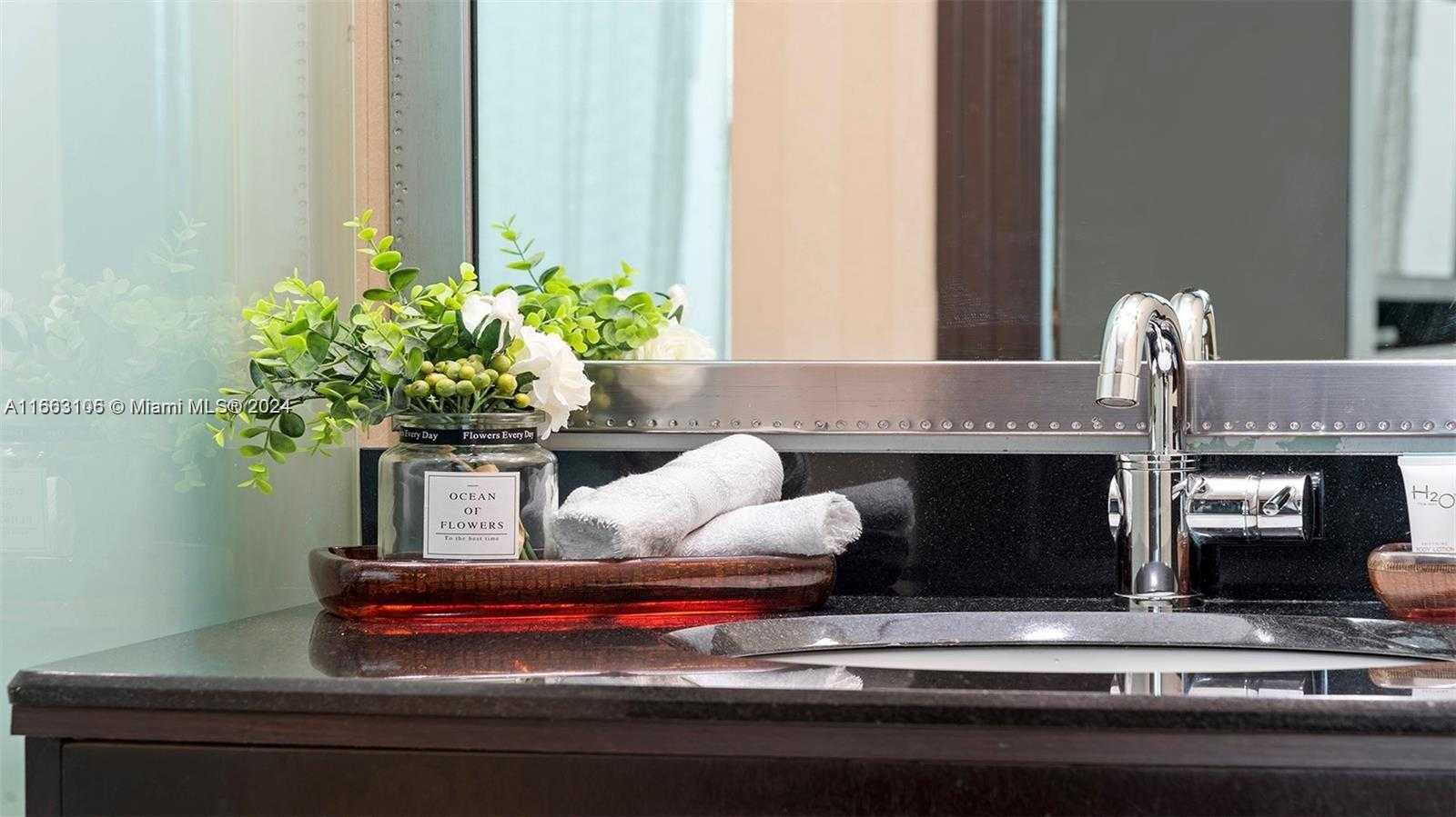 Small Image of 1437 COLLINS AVE #327, Miami Beach Number 13