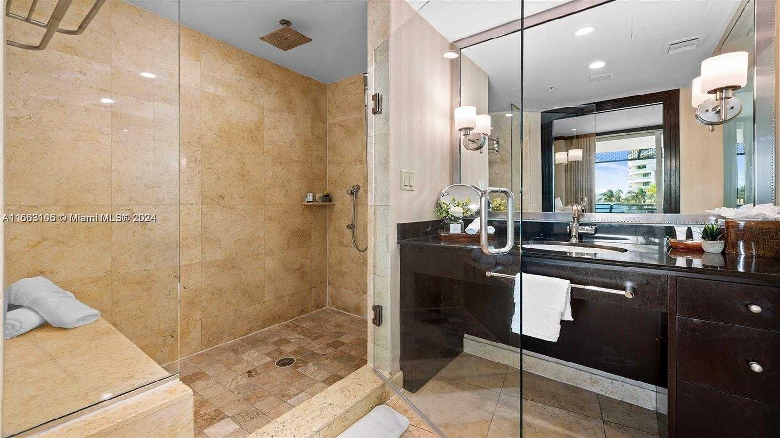 Small Image of 1437 COLLINS AVE #327, Miami Beach Number 15