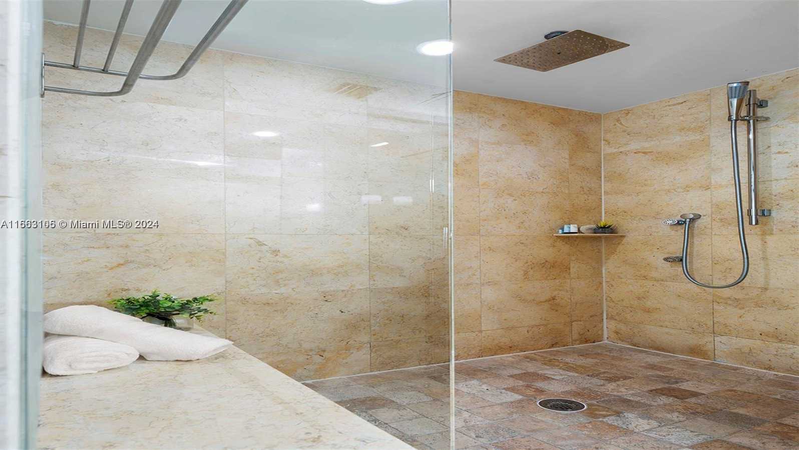 Small Image of 1437 COLLINS AVE #327, Miami Beach Number 16