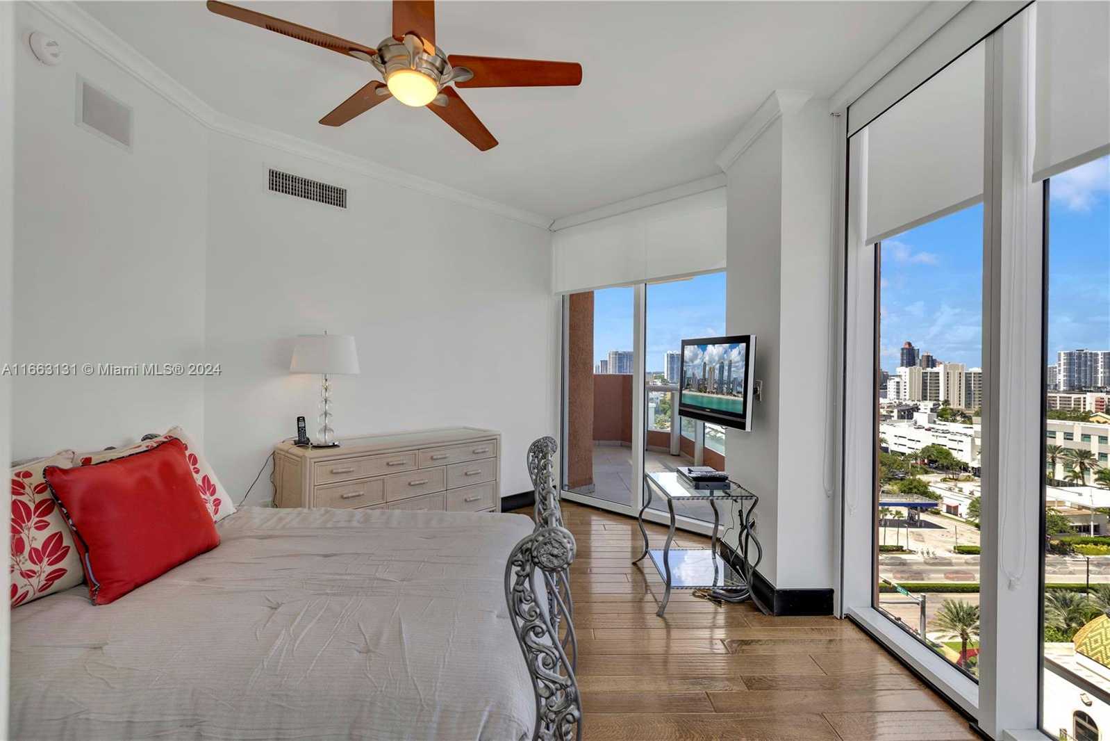 Small Image of 17875 COLLINS AVE #1201, Sunny Isles Beach Number 36
