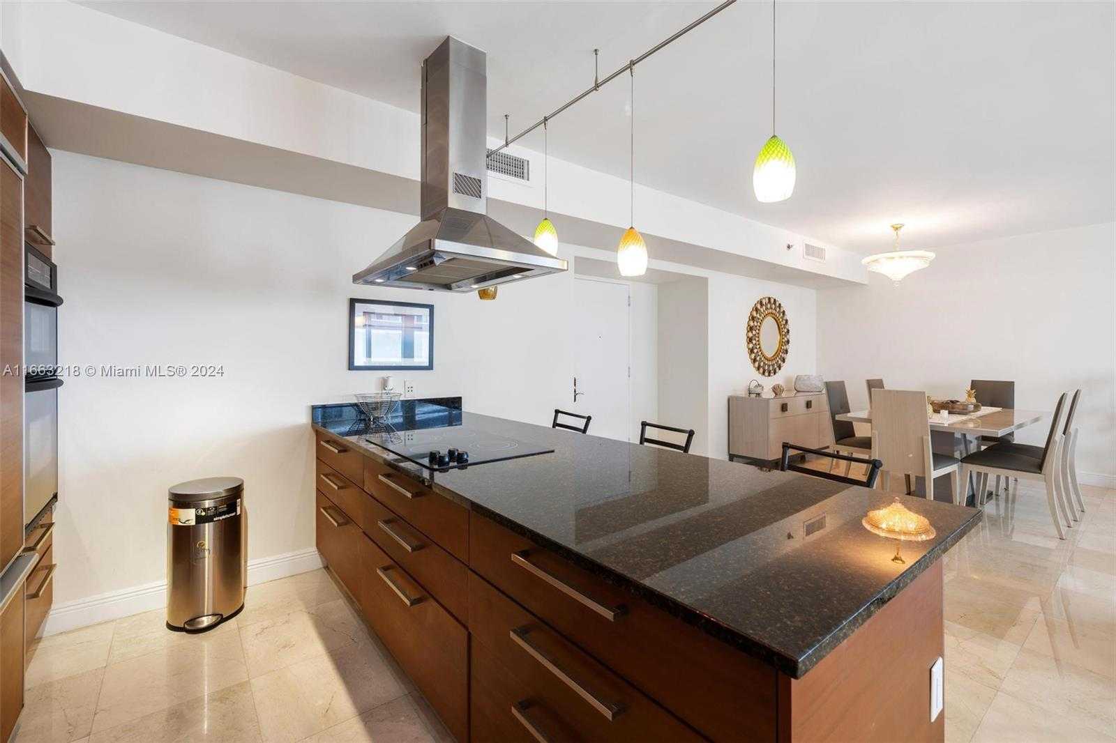 Small Image of 1800 SOUTH OCEAN DR #1005, Hallandale Beach Number 12