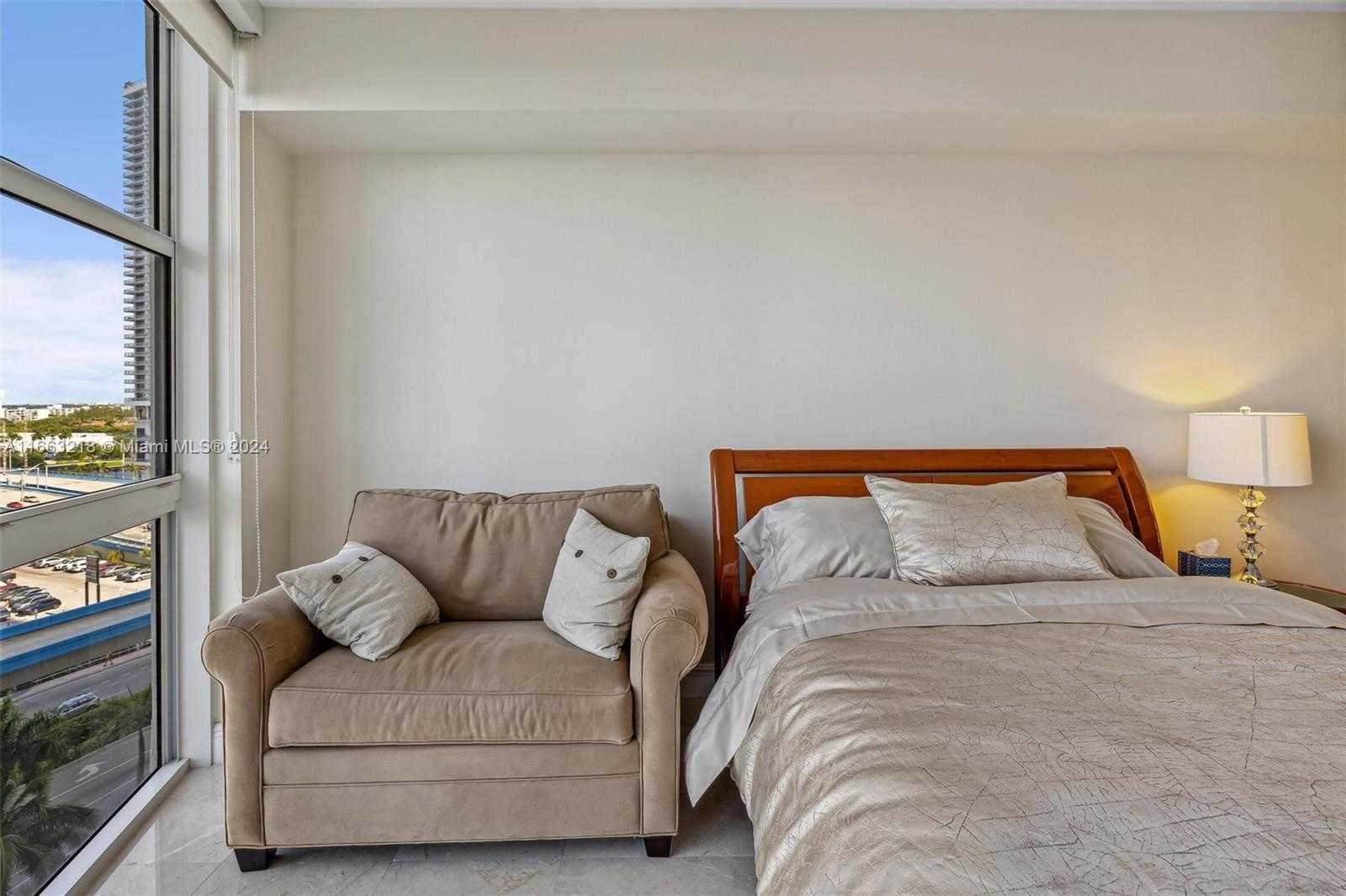 Small Image of 1800 SOUTH OCEAN DR #1005, Hallandale Beach Number 18