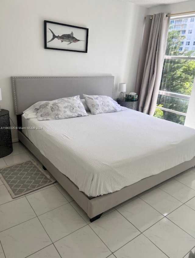 Small Image of 17570 ATLANTIC BLVD #401, Sunny Isles Beach Number 12