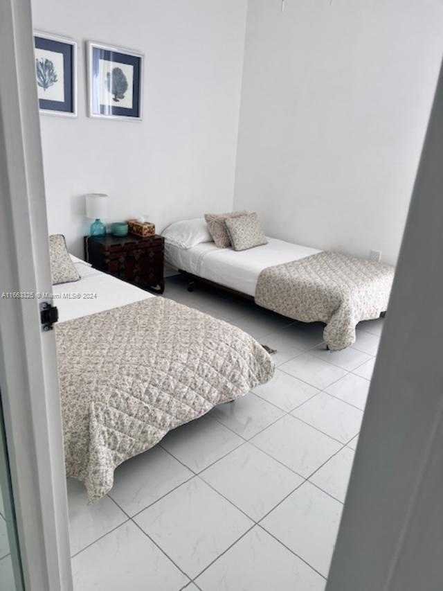 Small Image of 17570 ATLANTIC BLVD #401, Sunny Isles Beach Number 13