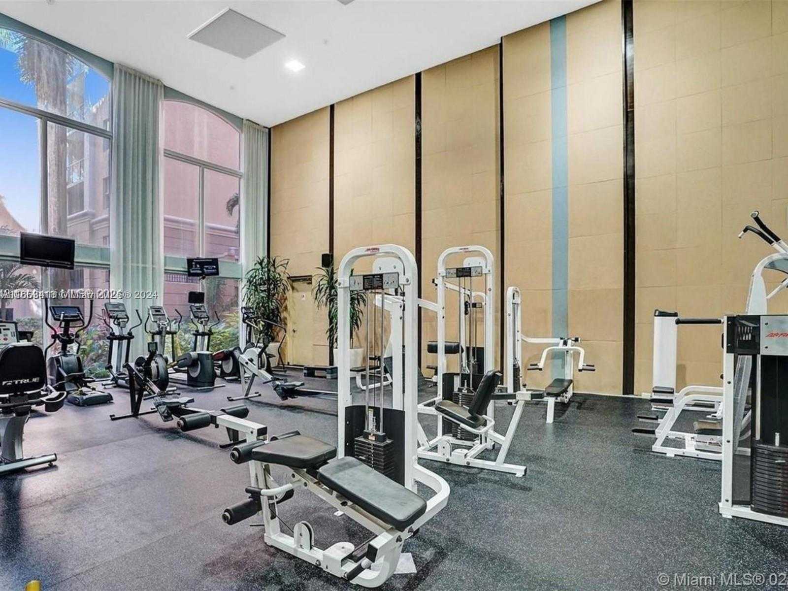 Small Image of 17100 NORTH BAY RD #1210, Sunny Isles Beach Number 11