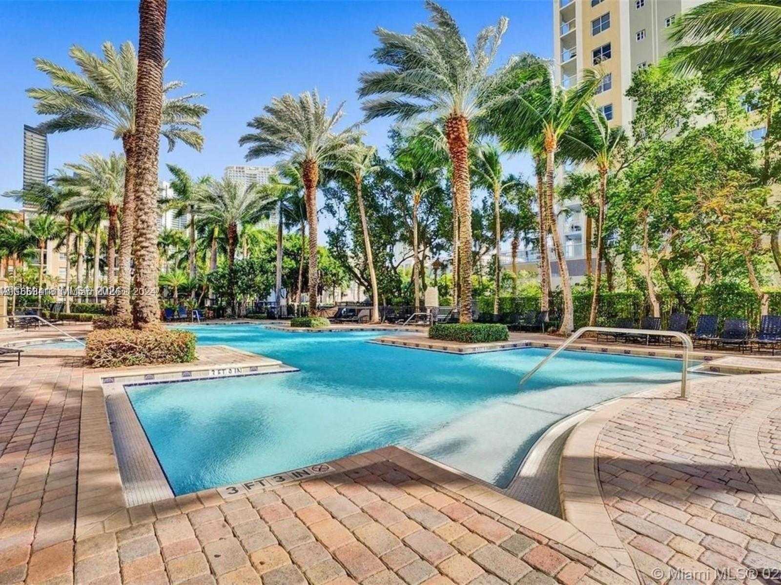 Small Image of 17100 NORTH BAY RD #1210, Sunny Isles Beach Number 9