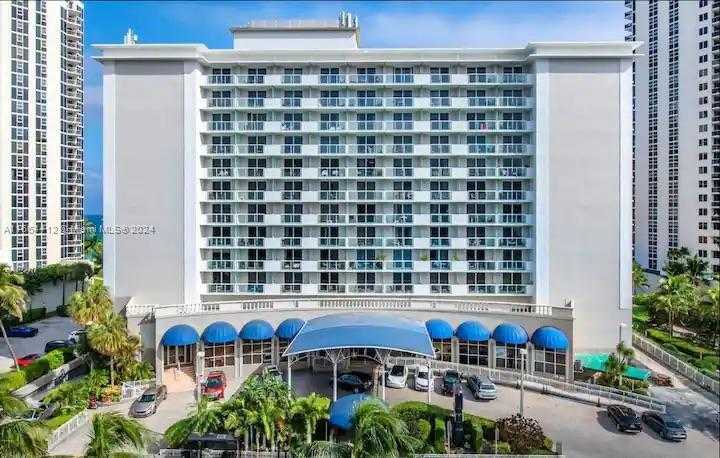 Small Image of 19201 COLLINS AVE #743, Sunny Isles Beach Number 14