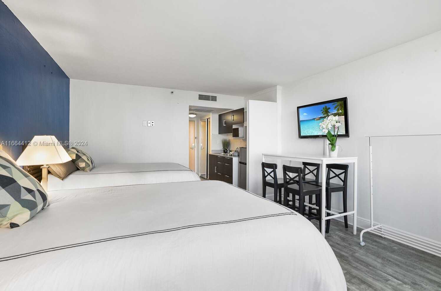 Small Image of 19201 COLLINS AVE #743, Sunny Isles Beach Number 3